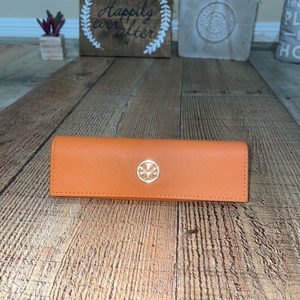 Tory Burch small glasses Case